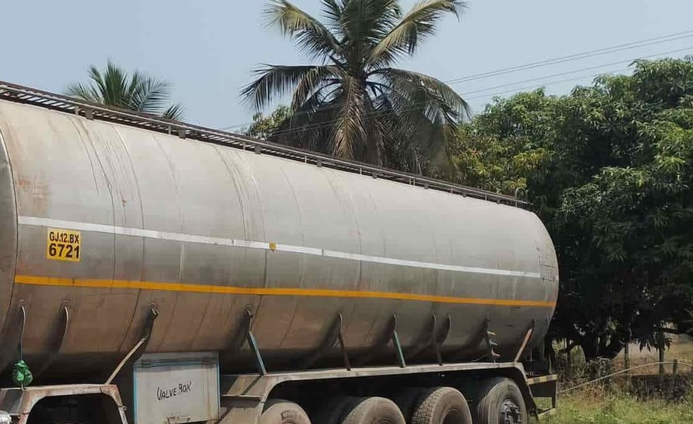 Stainless steel bulk fuel tanker trailer used for LDO and Furnace Oil transport